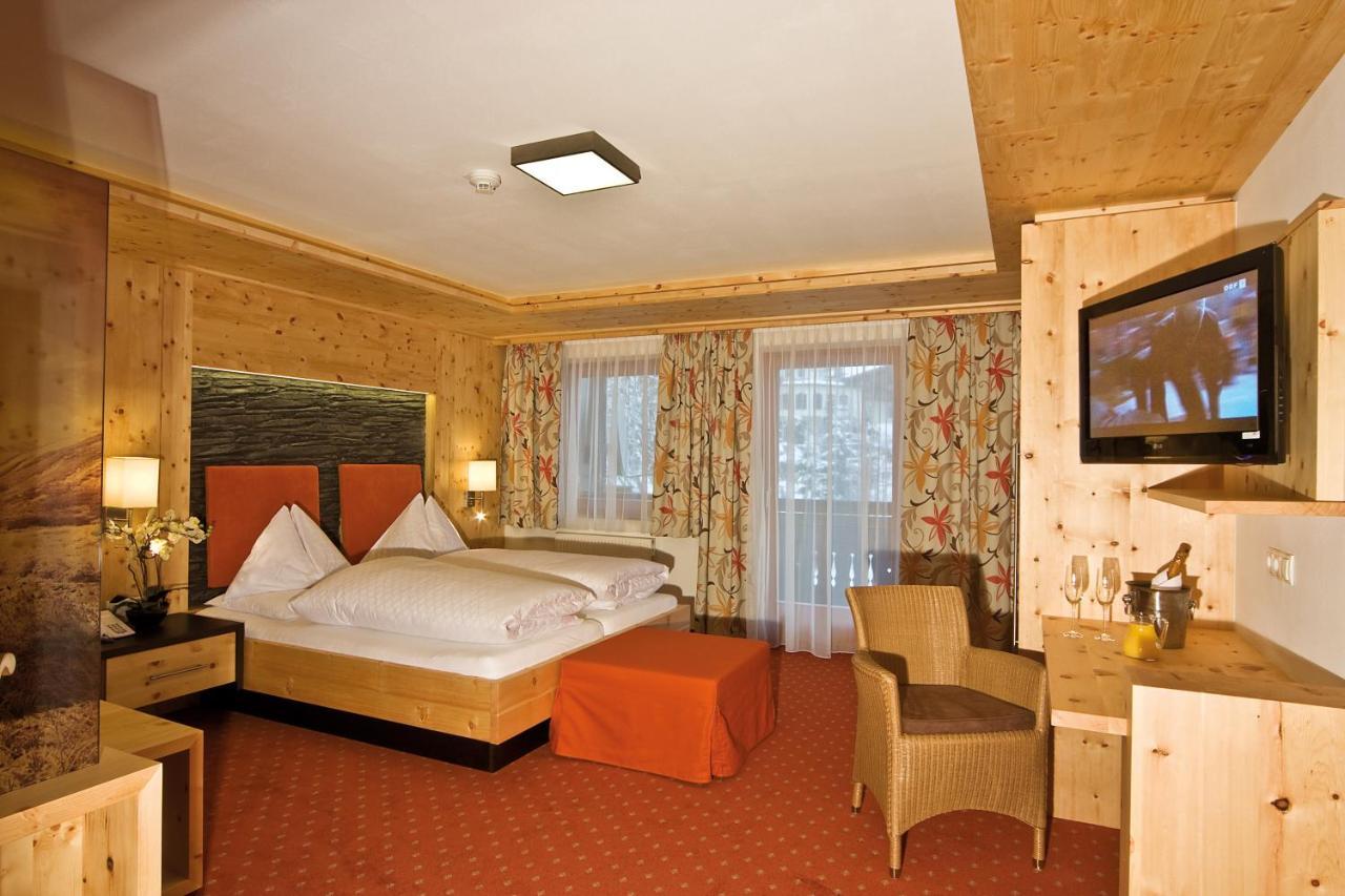 Landhotel Alpenhof フィルツモース エクステリア 写真