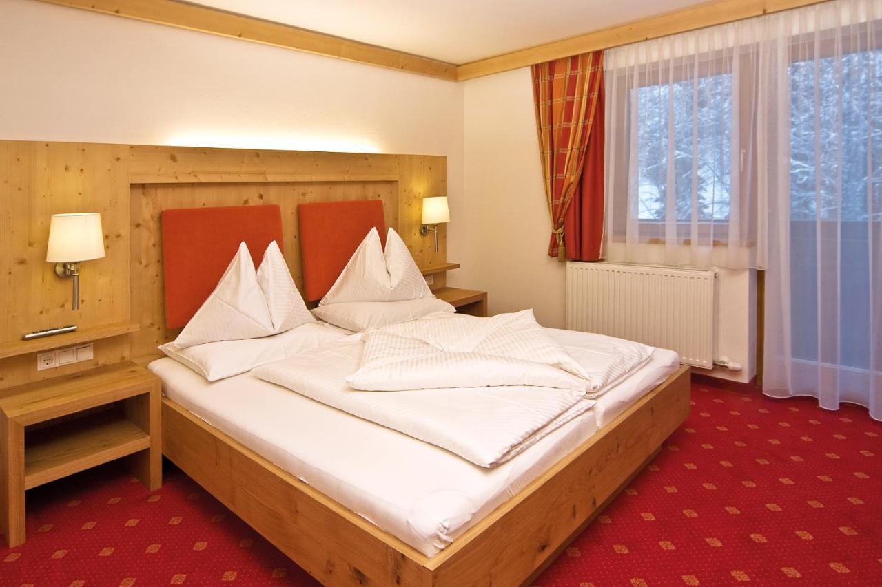 Landhotel Alpenhof フィルツモース エクステリア 写真